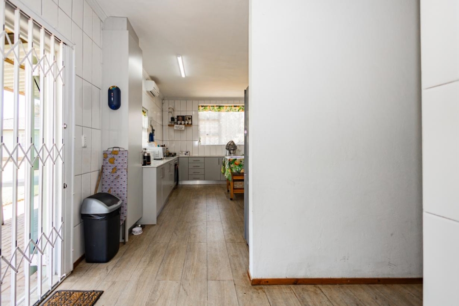 8 Bedroom Property for Sale in Joostenbergvlakte Western Cape